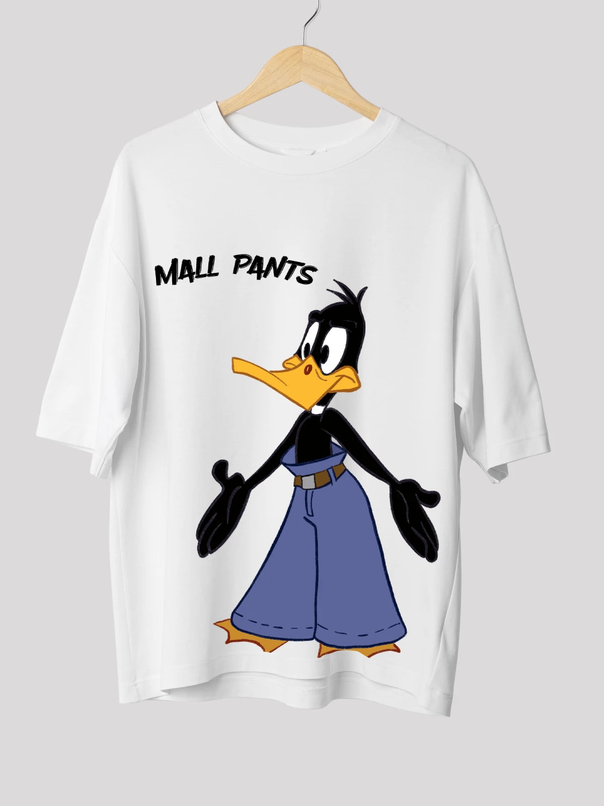 Daffy Duck: Looney Tunes Themed White Cartoon Print  Oversized T-shirt