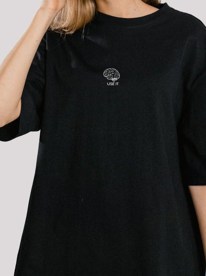 black oversized t-shirt